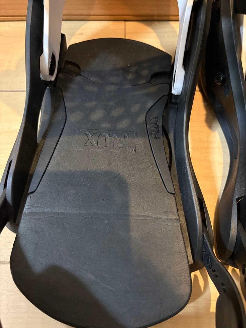 FLUX ビンディング Mサイズ24-25ホワイト