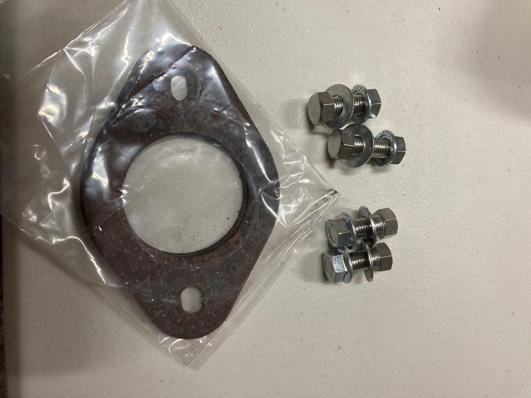 ON　ガナドールマフラー　レヴォーグ VNH 2.4