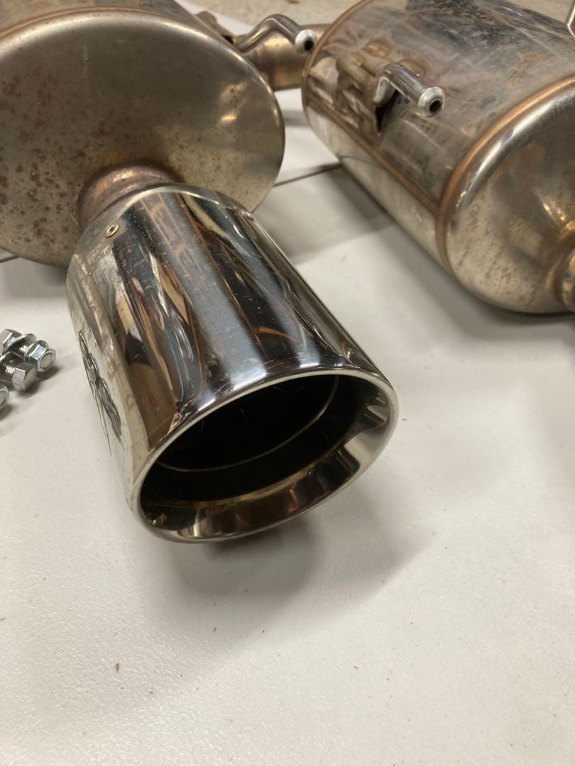 ON　ガナドールマフラー　レヴォーグ VNH 2.4