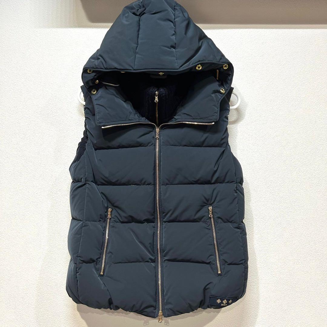 【極美品】タトラス　TATORAS ネイビー ダウンベスト フード付き 03