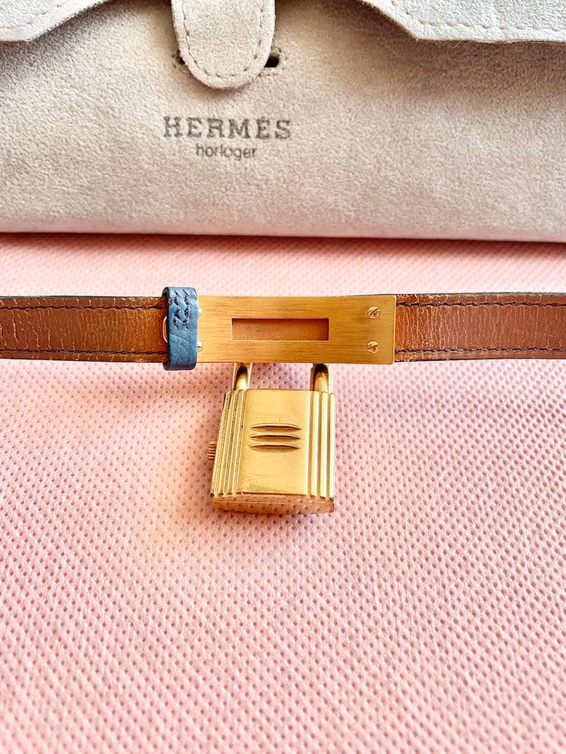 HERMES 青いレザー ケリー腕時計 ゴールド(付属品つき)