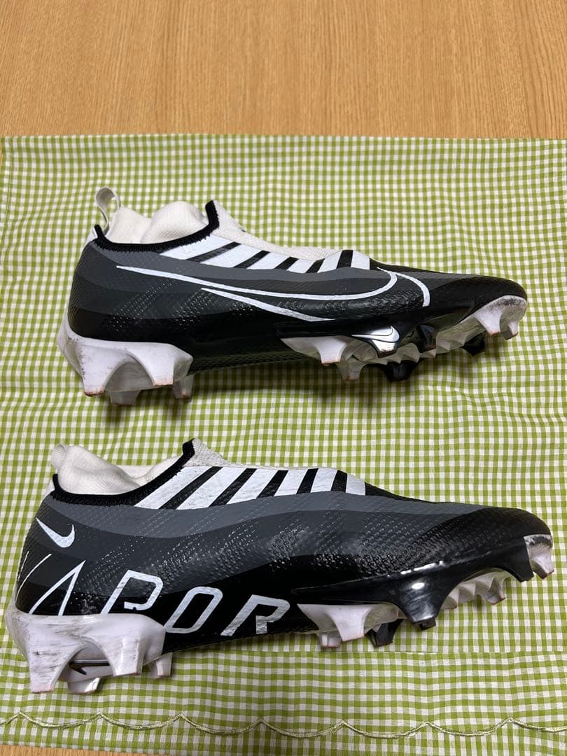 Nike Vapor スパイク ブラック/ホワイト