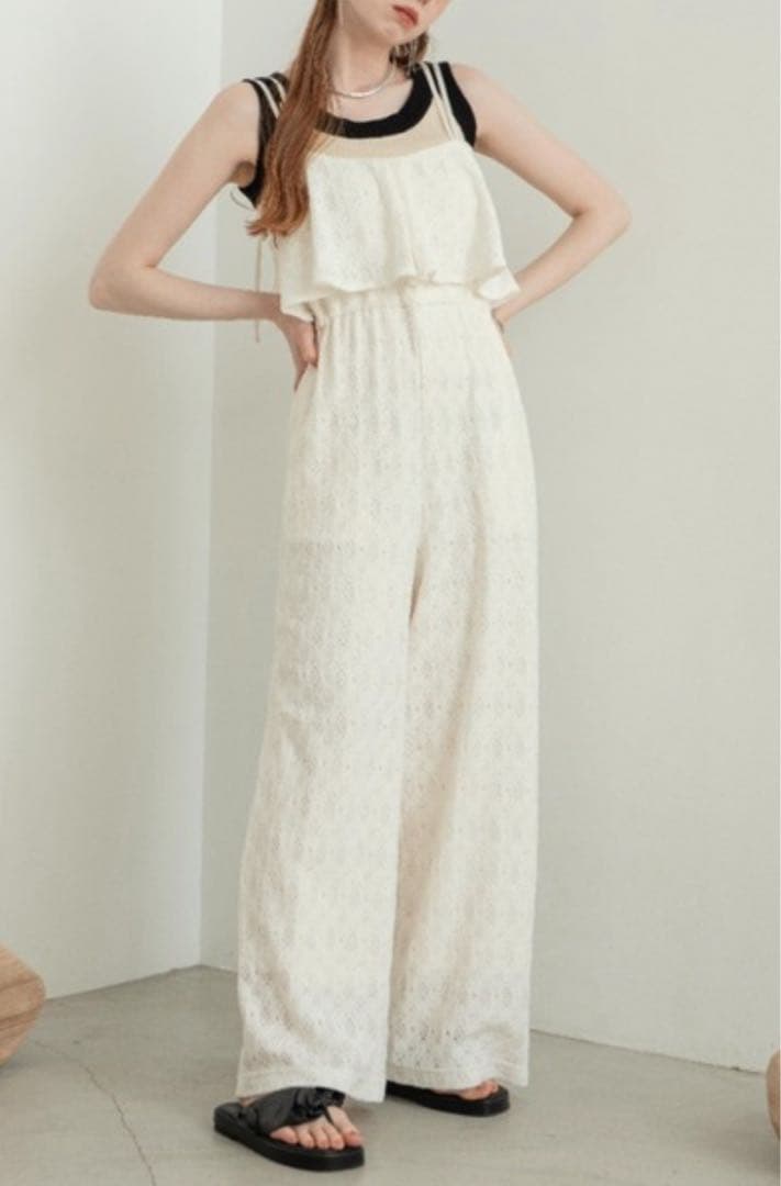 【値下げ中‼️】hinari 総レースキャミロンパース