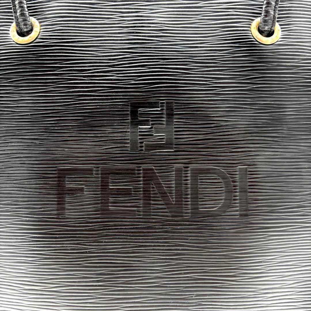 【美品】フェンディ トートバッグ エピ ロゴ型押し ブラック レザー A4