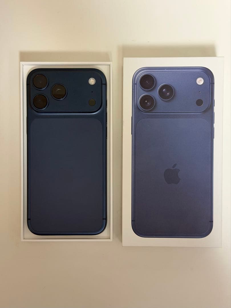 iPhone 17 pro max ディープブルー 256GB