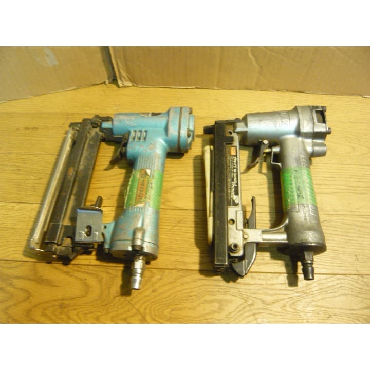 MAX　エアタッカーと日立　エアタッカー