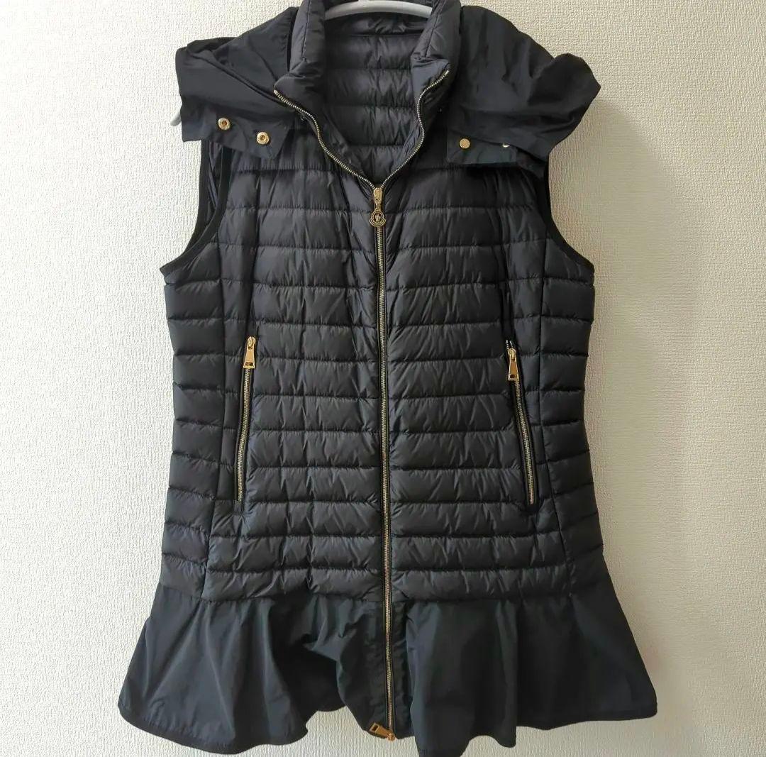 モンクレール フード付き ブラックダウンベスト ジレ
