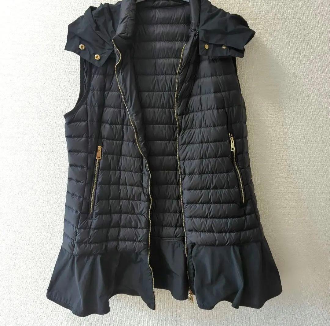 モンクレール フード付き ブラックダウンベスト ジレ