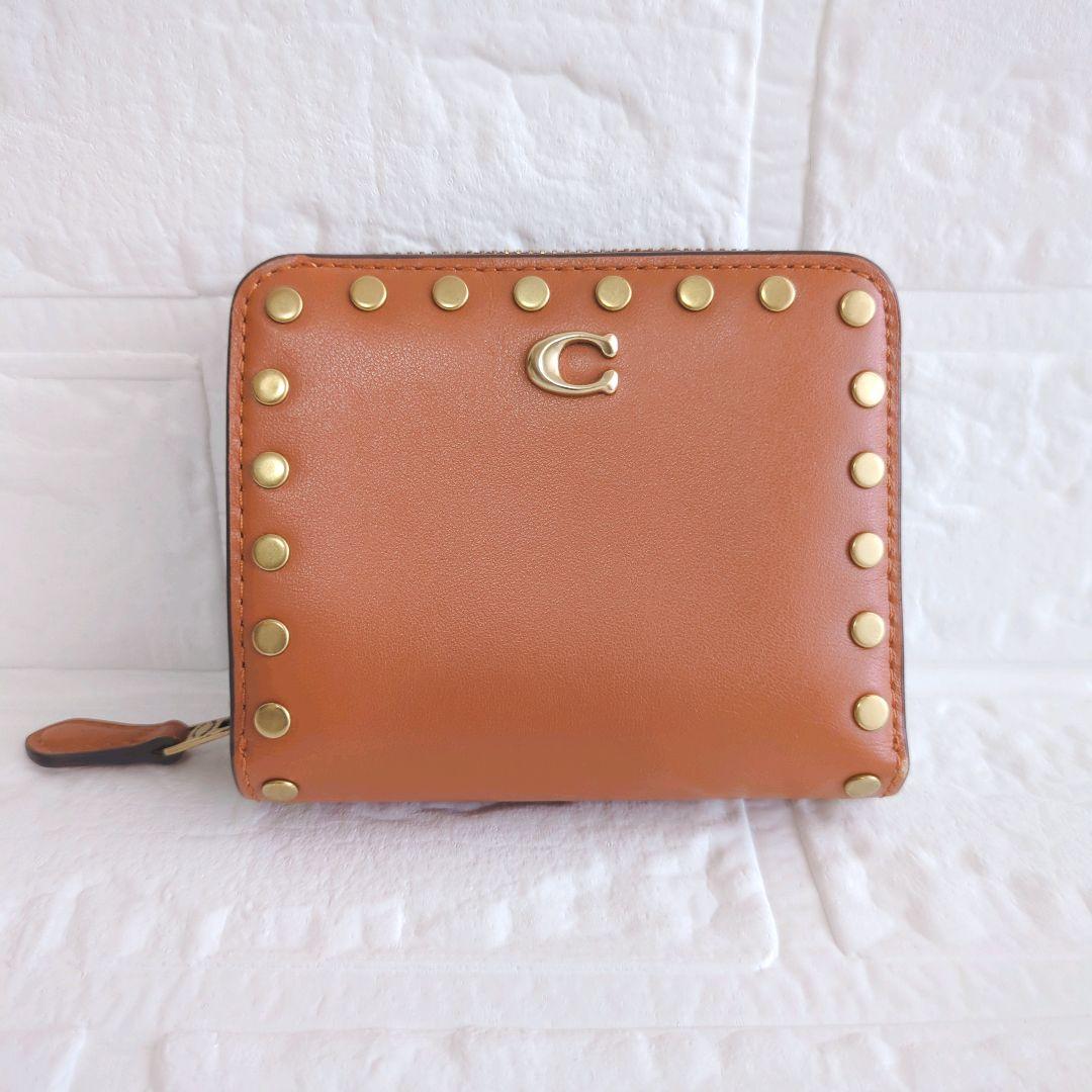 美品 コーチ ビルフォールドリベットウォレットコンパクト 折り財布キャメル