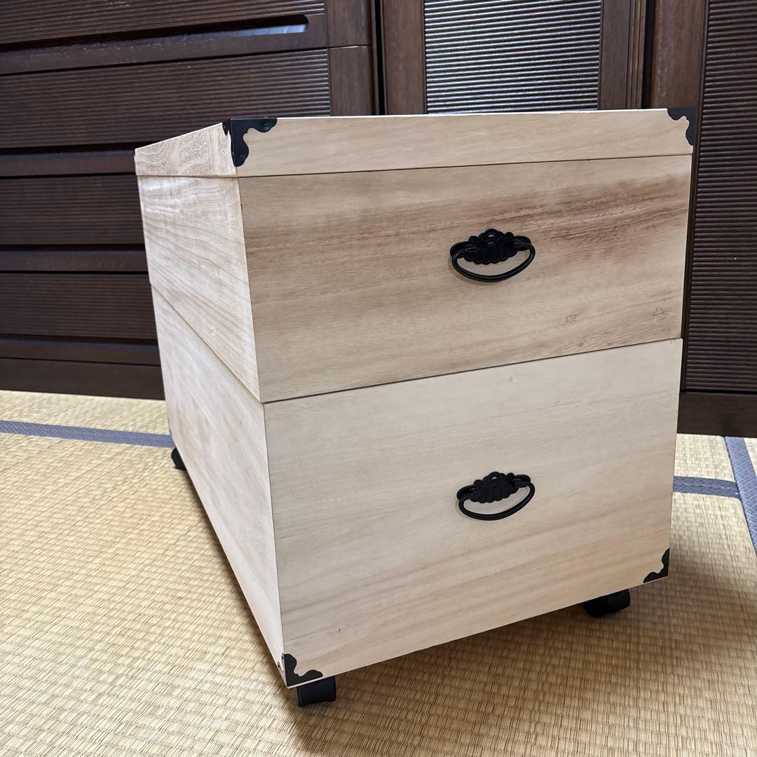 [ダッフィーちゃん]桐製　着物収納ケース　キャスター付き