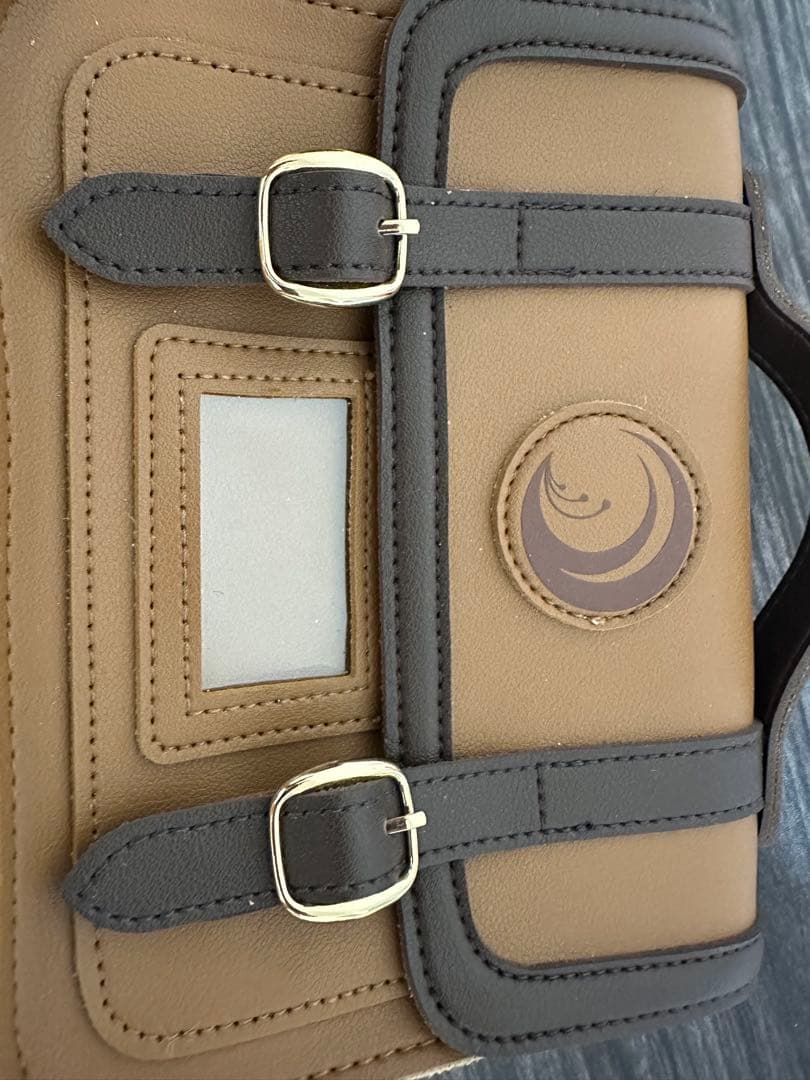 AQUOS 折りたたみ式携帯電話 ピンク ゴールド