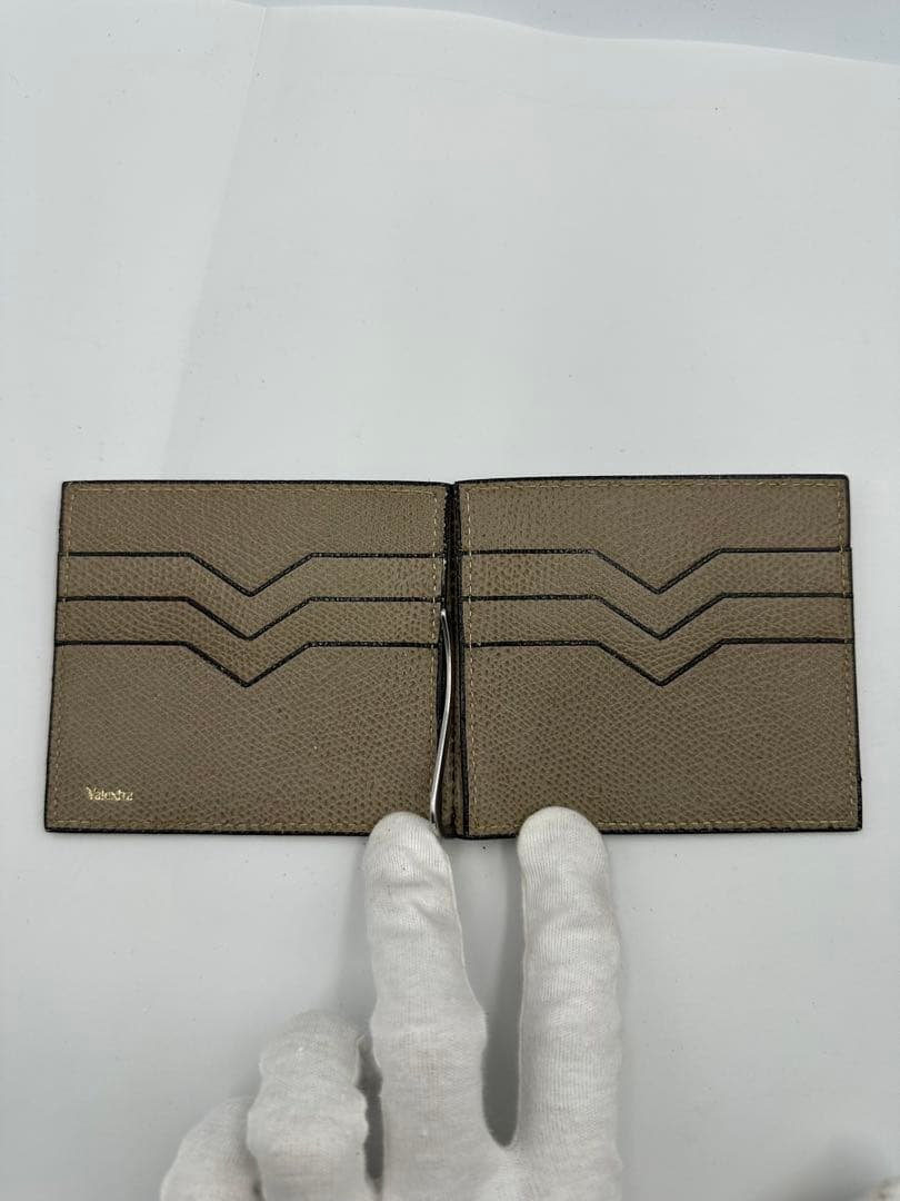 VALEXTRA ヴァレクストラ マネークリップ付き二つ折り財布 オイスター