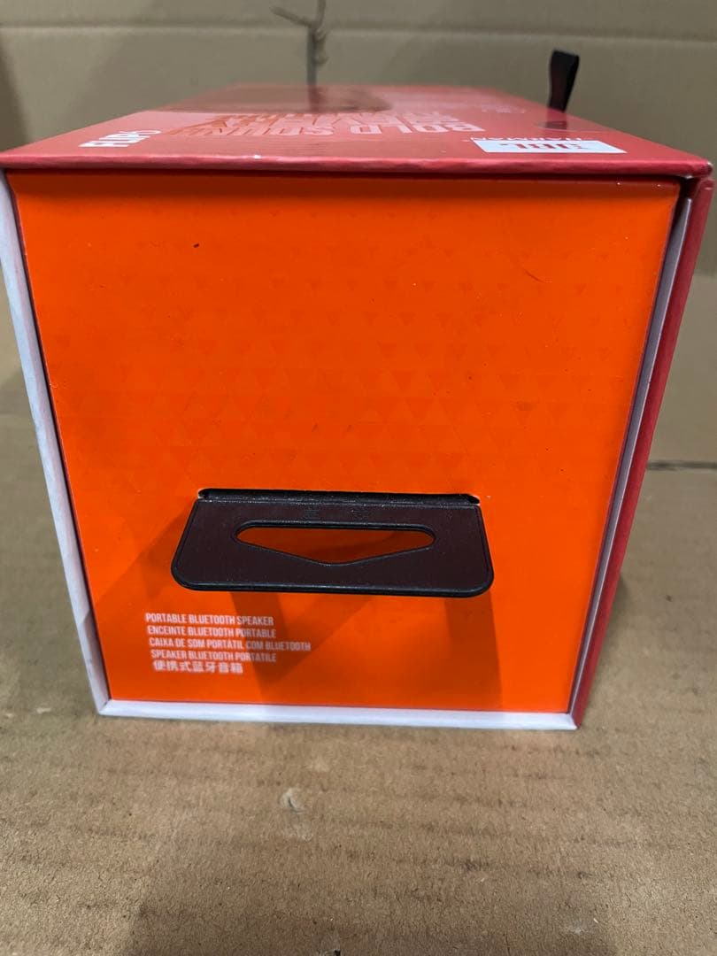 JBL ポータブルウォータープルーフスピーカー JBL Flip 6 Red