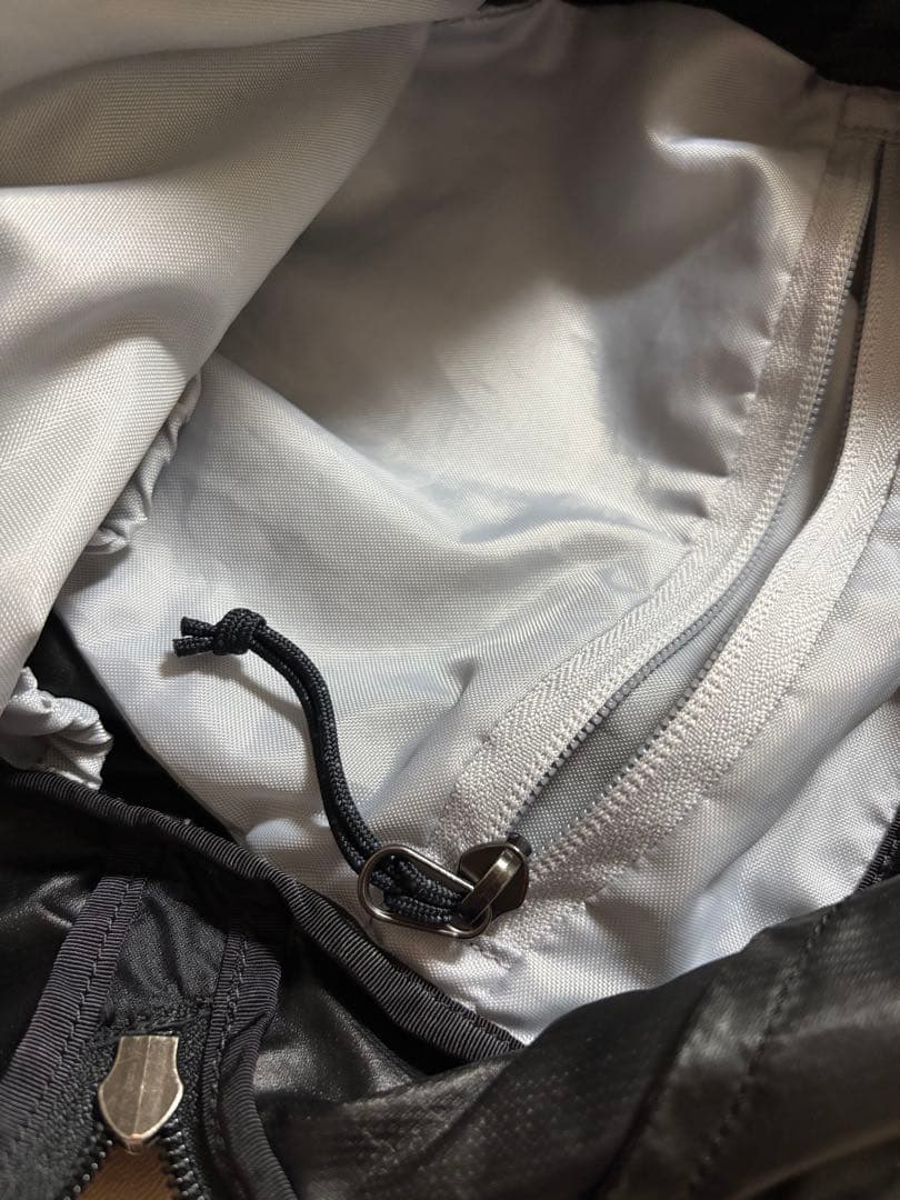 アークテリクス リュック バックパック　黒色