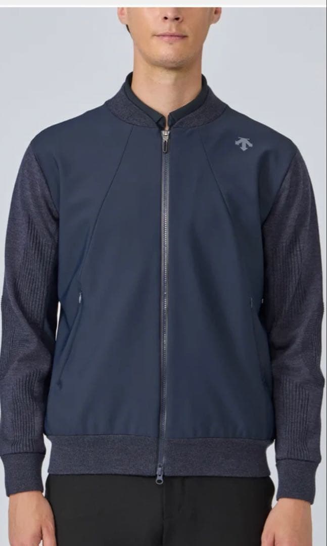 デサントゴルフ　防風裏地付きハイブリッドフルジップセーター　ネイビー