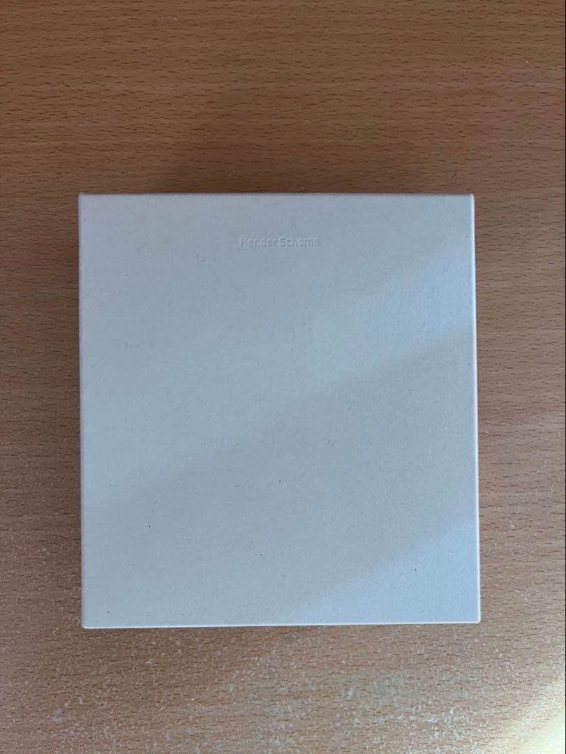 Hender Scheme エンダースキーマ　trifold walle