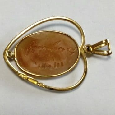 CAMEO カメオハート型 ペンダントトップK18刻印／サイン入り／イタリア製