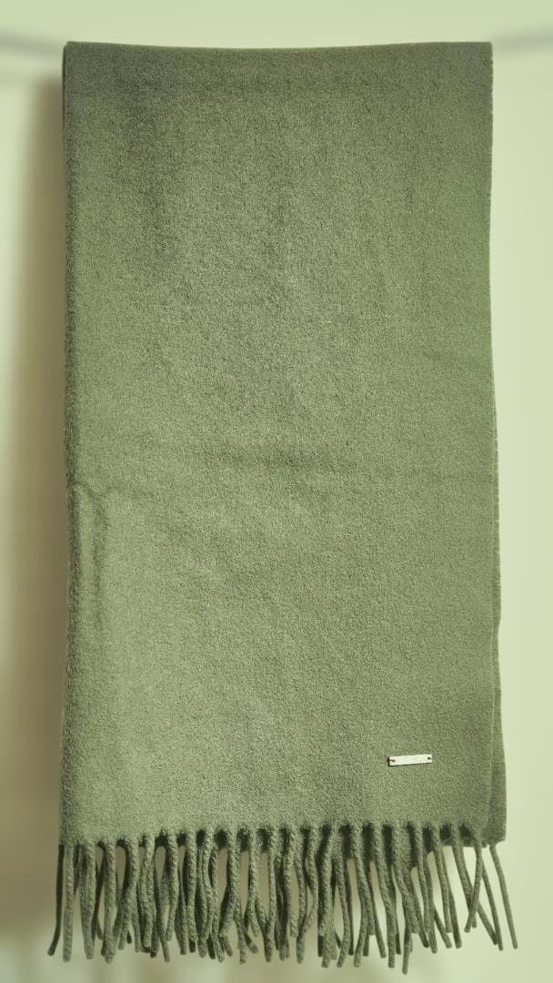 く*う様 Loro Piana 100% Cashmere マフラー