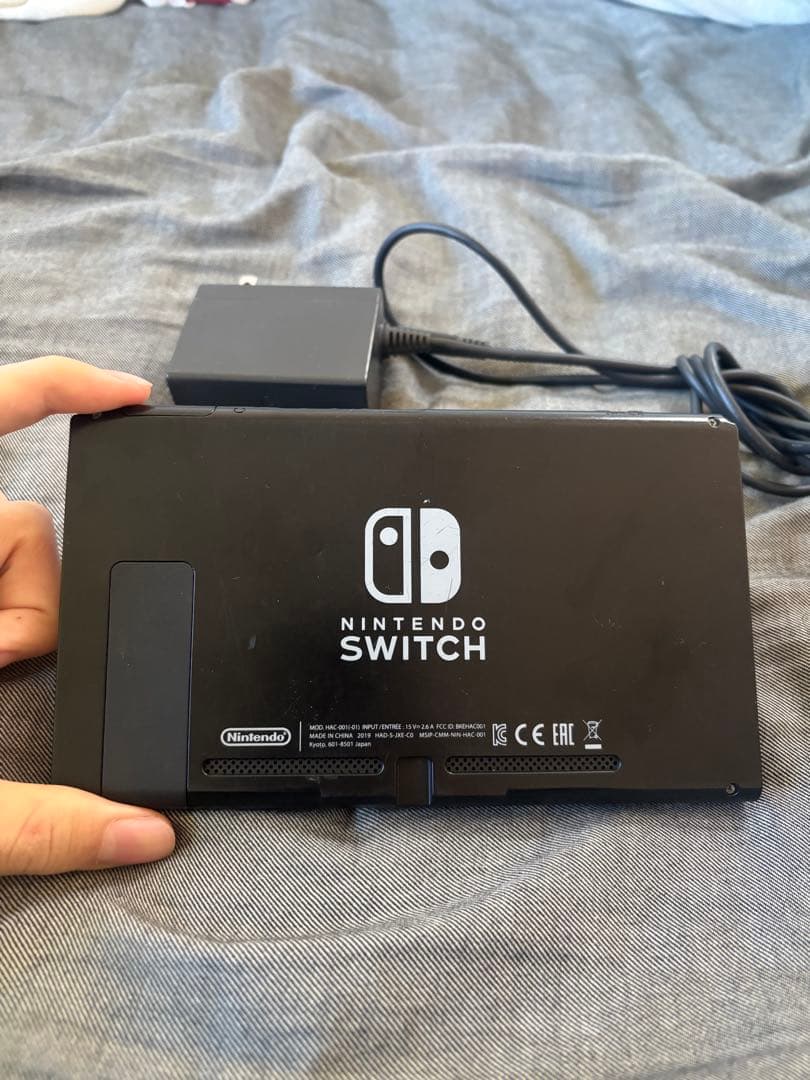 Nintendo Switch 任天堂　ジャンク　純正充電器付き