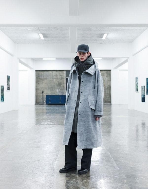 美品 THE RERACS ウール100％ メルトンロングコート ブラック黒