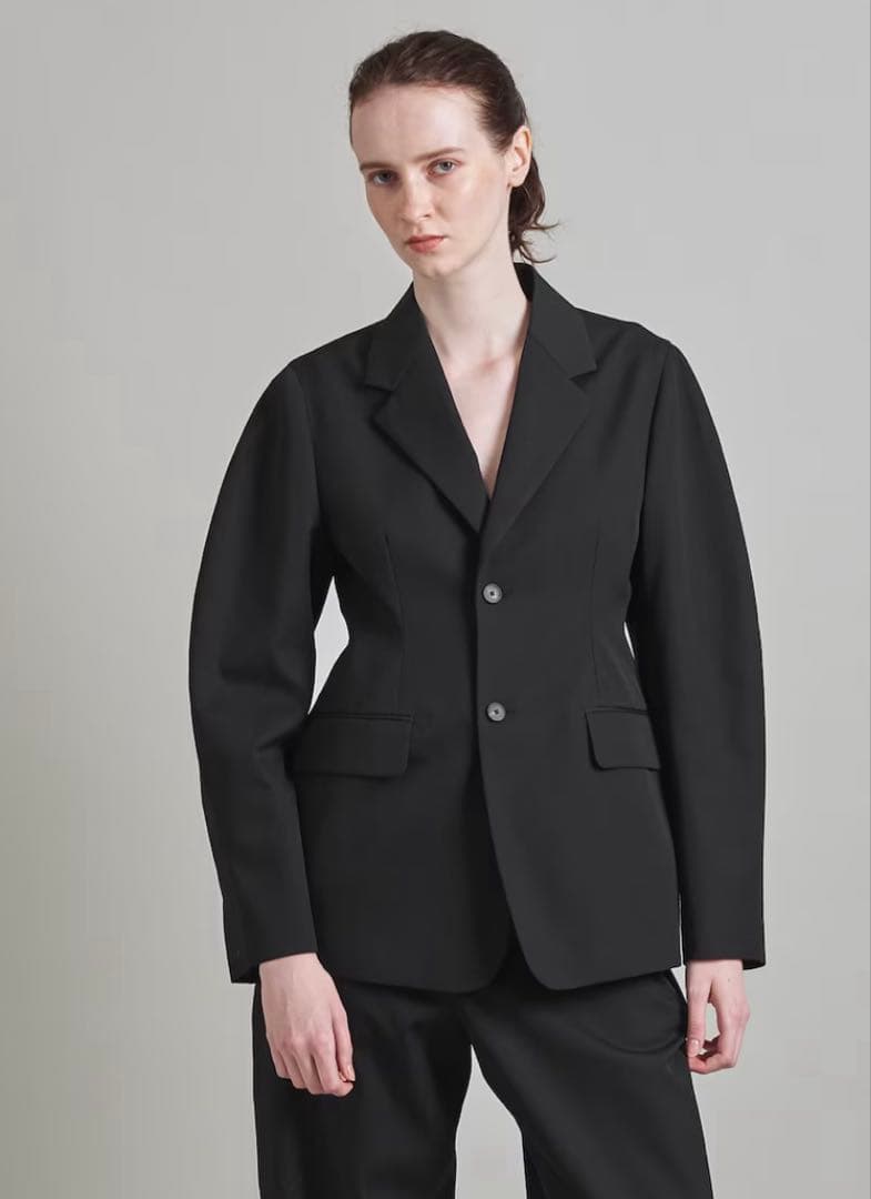 LOEFF（ロエフ）ウールギャバ カーブ ジャケット