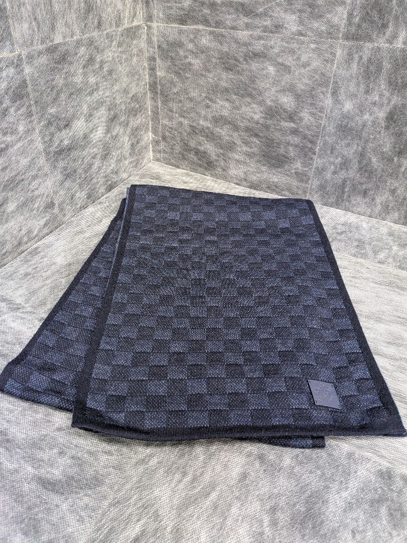 Louis Vuitton ダークブルー チェック マフラー