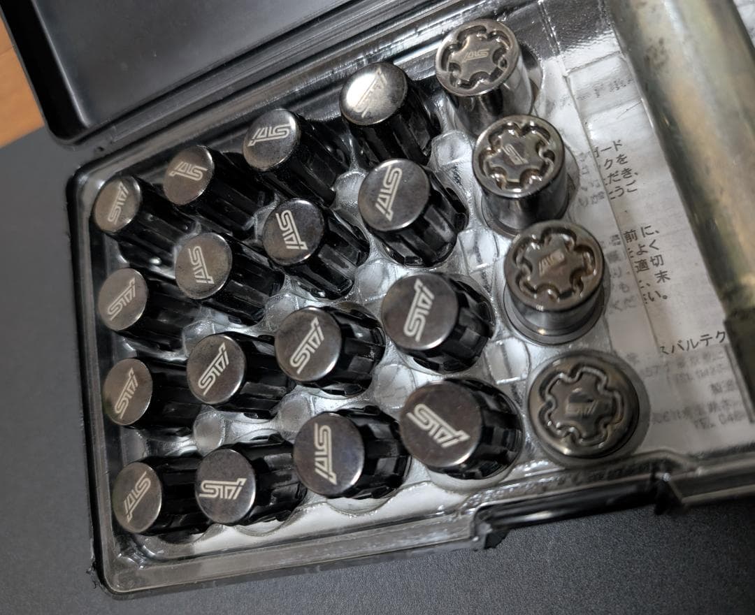 STI マックガード セキュリティホイールナットセット