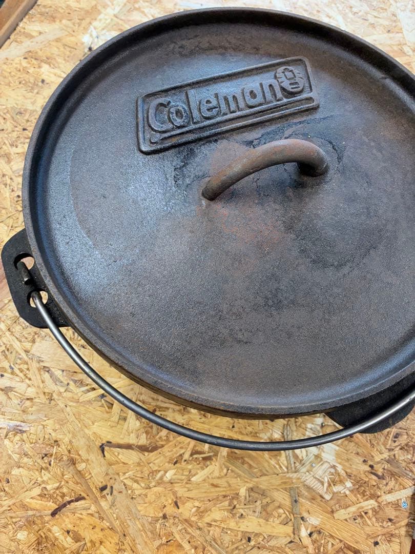 Coleman ダッチオーブンとスタンドセット