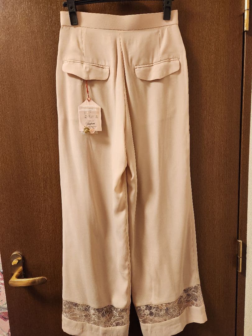 Verybrain♡ピンクベージュ レース装飾 ワイドパンツ