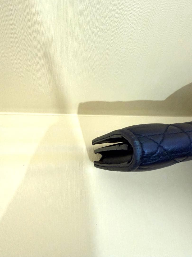 クリスチャンディオール　カナージュ　ブラック　レザー