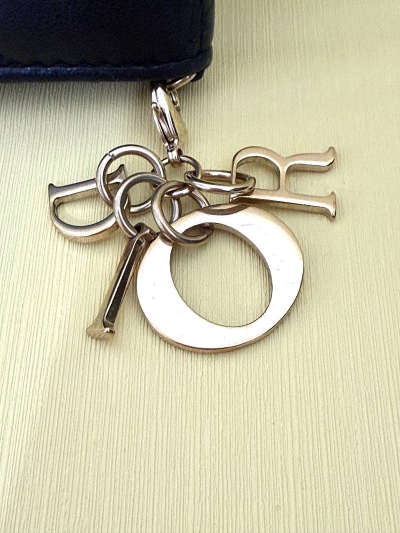 クリスチャンディオール　カナージュ　ブラック　レザー