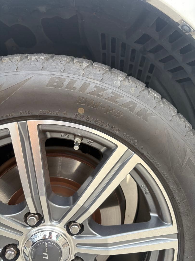 『送料込み』ランクル200.LX570 ホイール&タイヤ