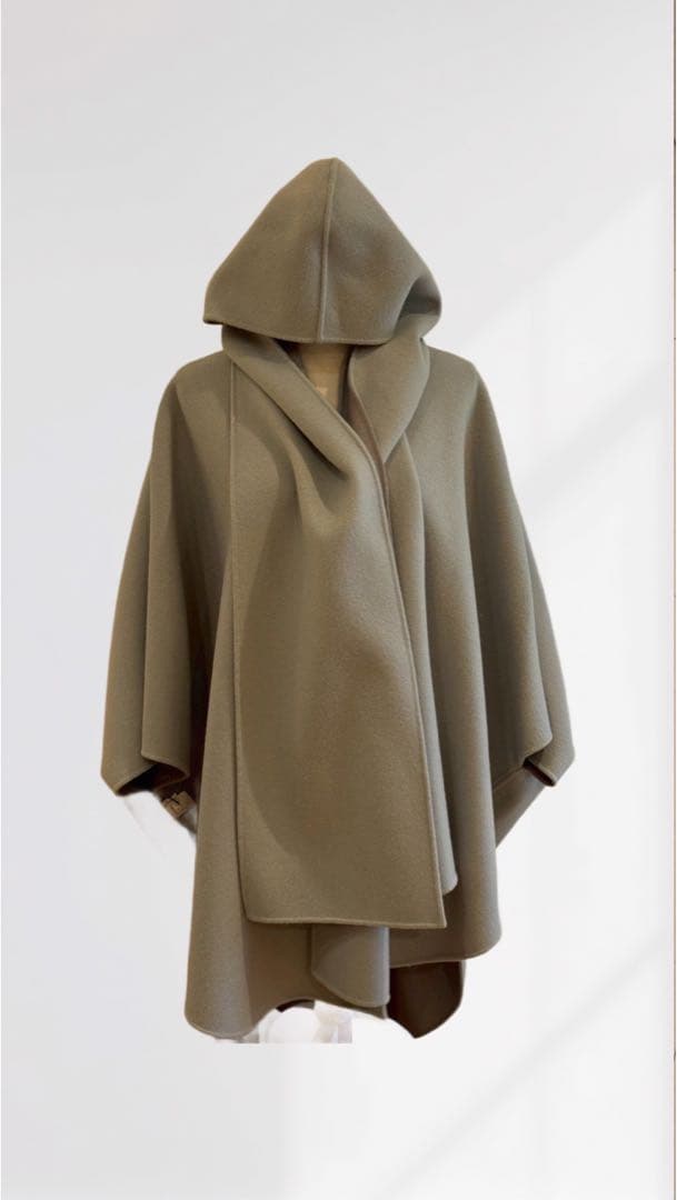 ADORE（アドーア） ツートン リバーフードコート／ポンチョコート