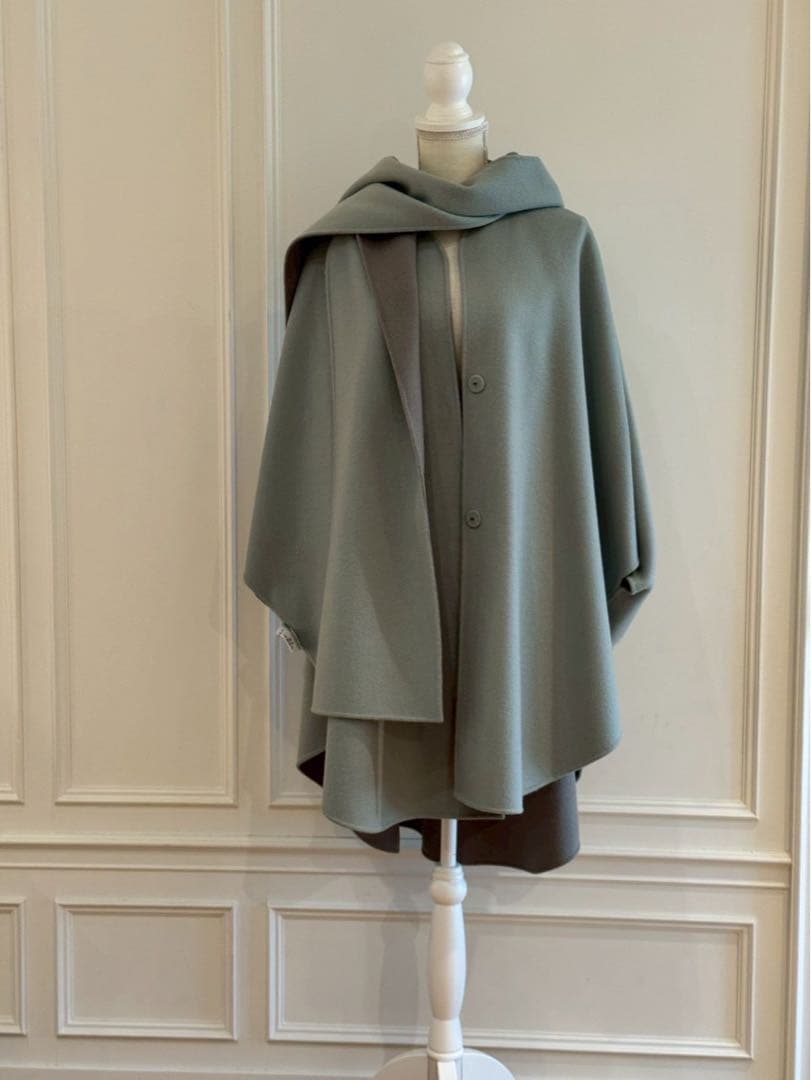 ADORE（アドーア） ツートン リバーフードコート／ポンチョコート