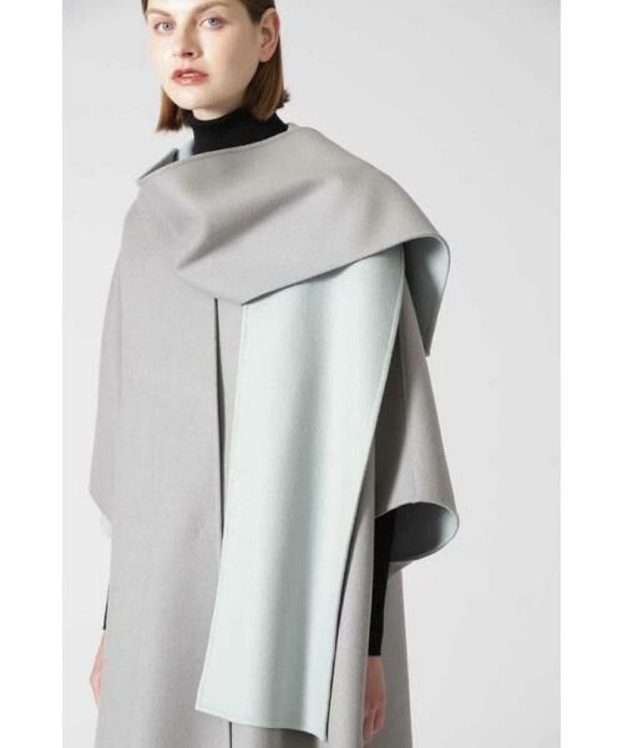 ADORE（アドーア） ツートン リバーフードコート／ポンチョコート