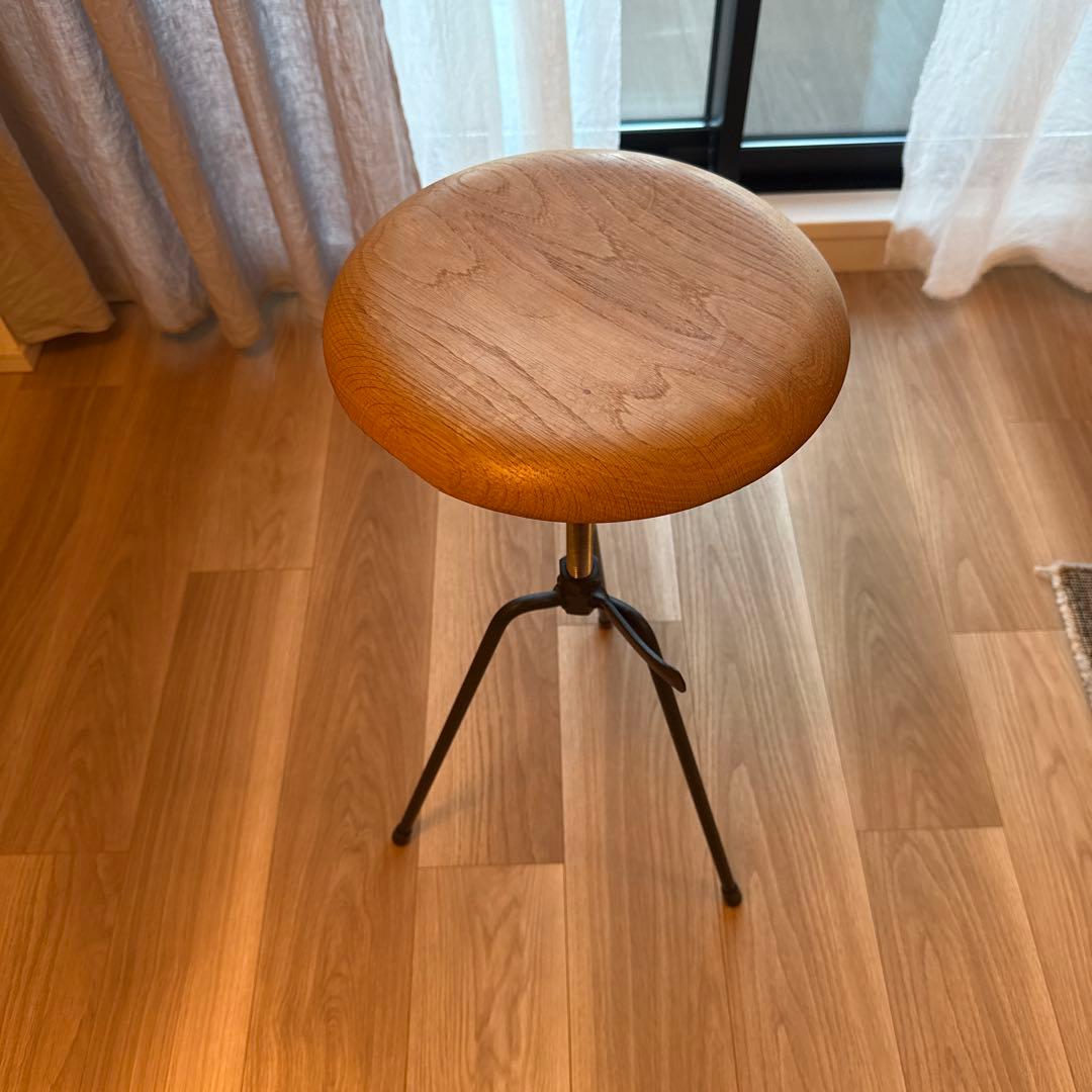 Roam stool 松田創意さん