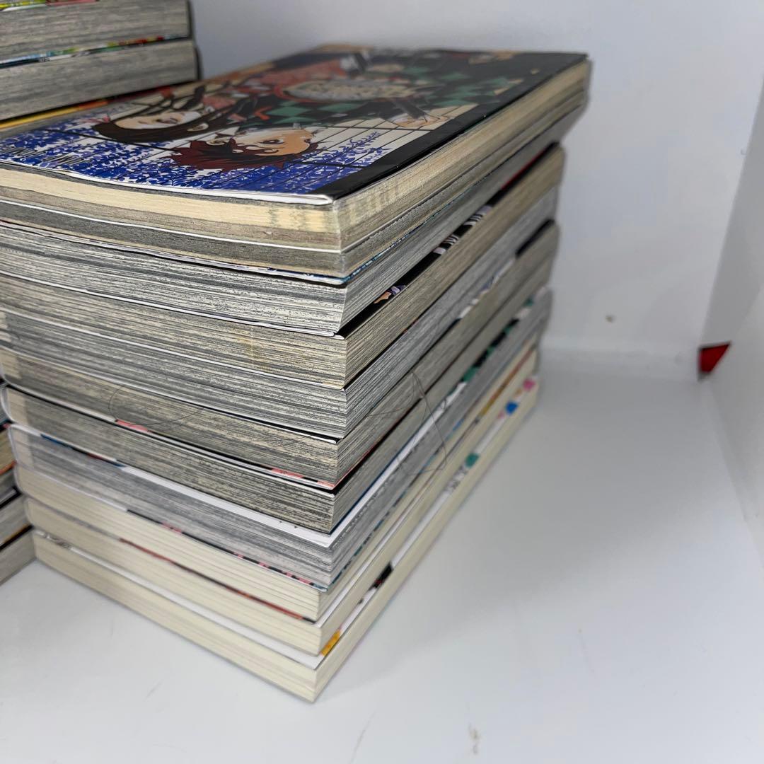 鬼滅の刃全巻+公式ガイドブック+ノベル３冊セット