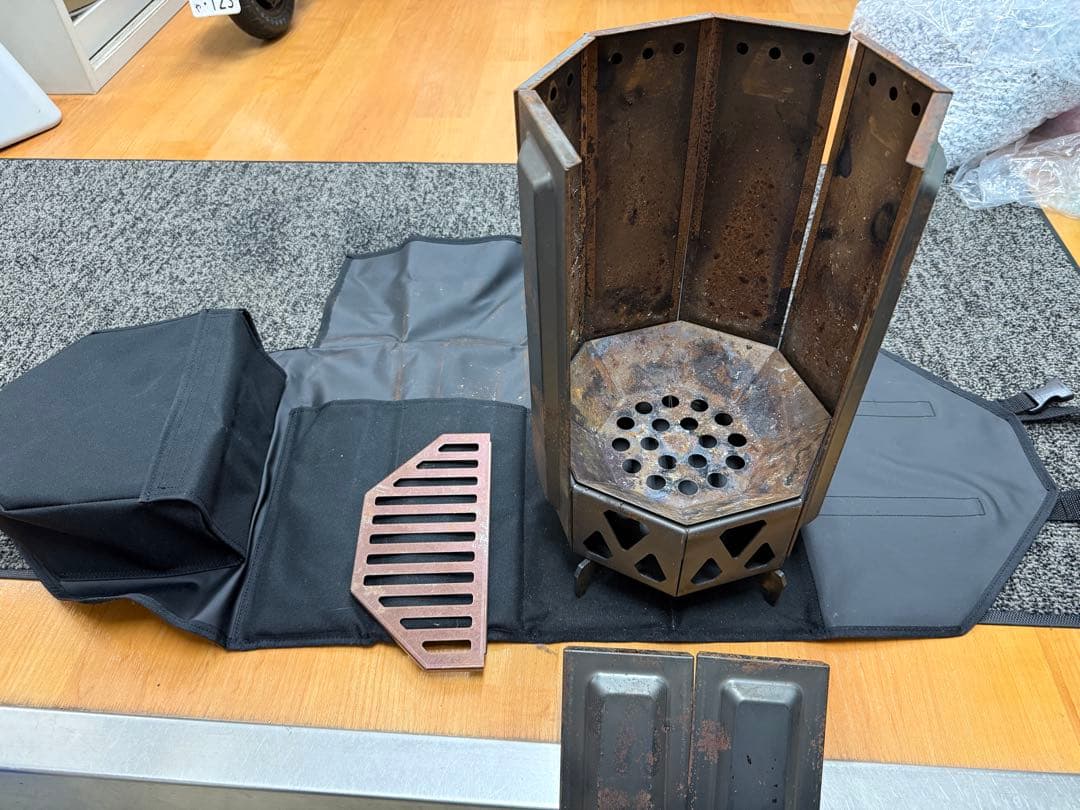 ［あたし］UM fire pit 二次燃焼焚き火台