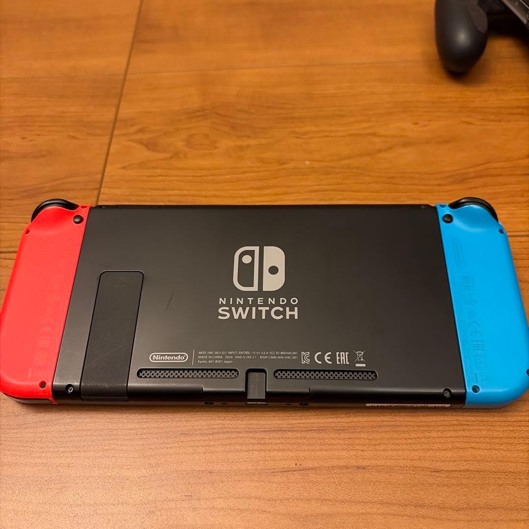 Nintendo Switch 本体＋付属品　値下げ不可