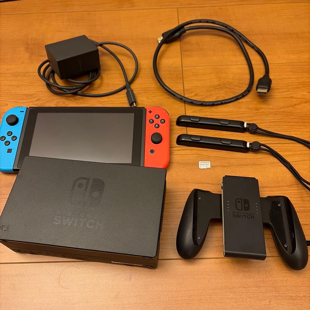 Nintendo Switch 本体＋付属品　値下げ不可