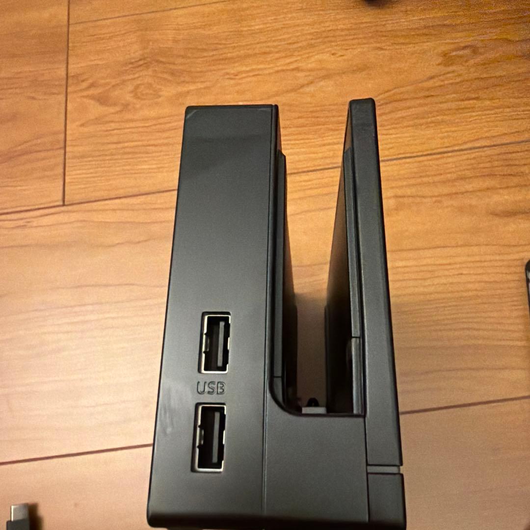 Nintendo Switch 本体＋付属品　値下げ不可