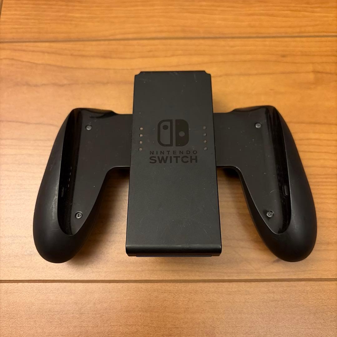 Nintendo Switch 本体＋付属品　値下げ不可