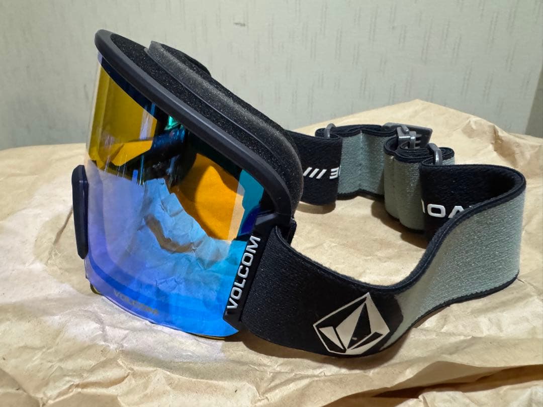 新品未使用 VOLCOM ゴーグル ブルーミラーレンズ