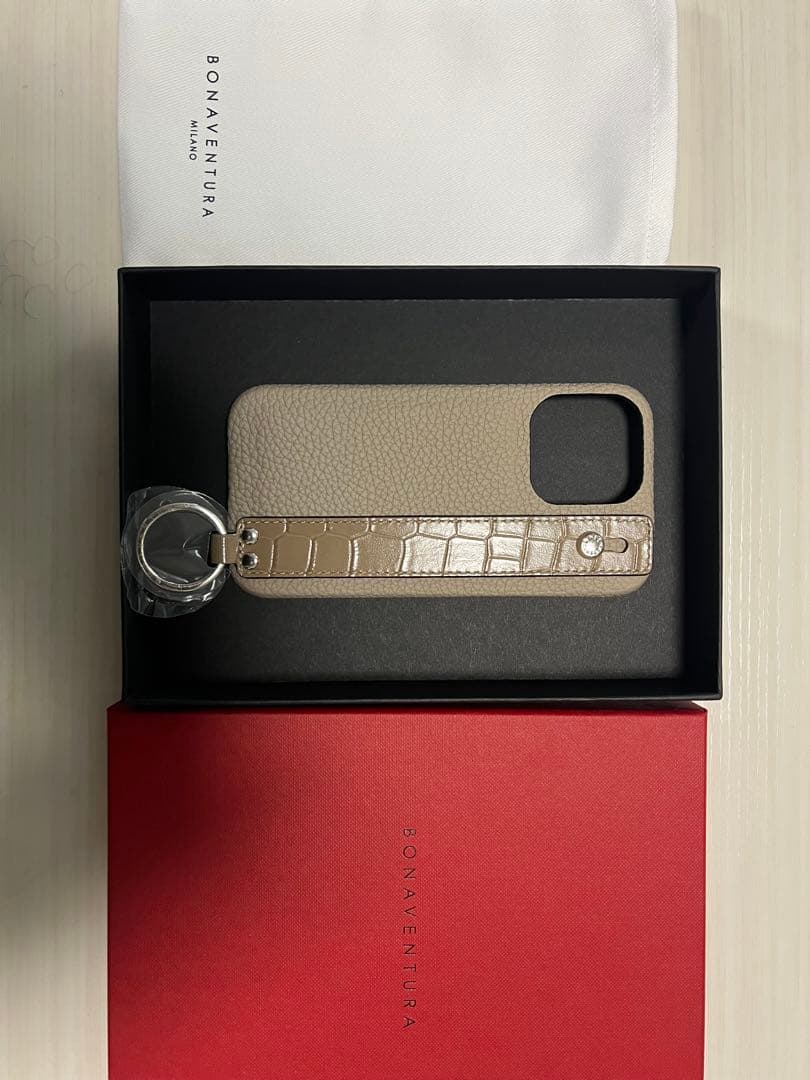 期間限定価格。新品！ボナベンチュラ⭐︎しーちゃんコラボiPhone13pro