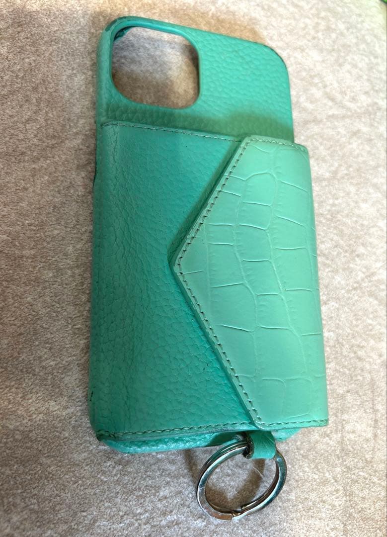 amiさん　鈴木亜美　スマホケース　ショルダー　iPhone14 マルチケース