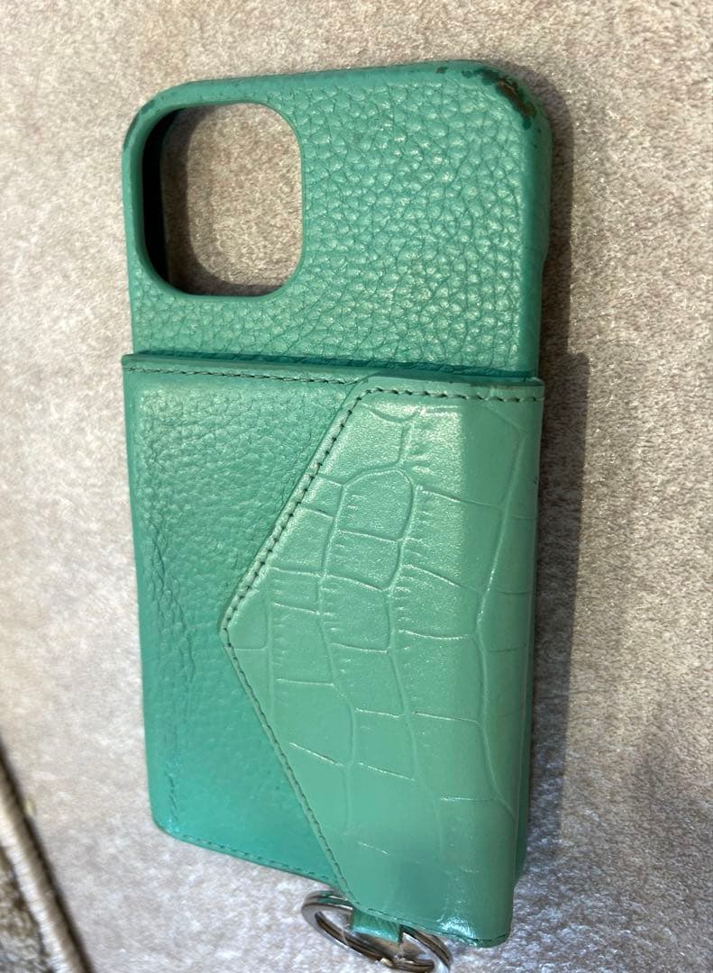 amiさん　鈴木亜美　スマホケース　ショルダー　iPhone14 マルチケース