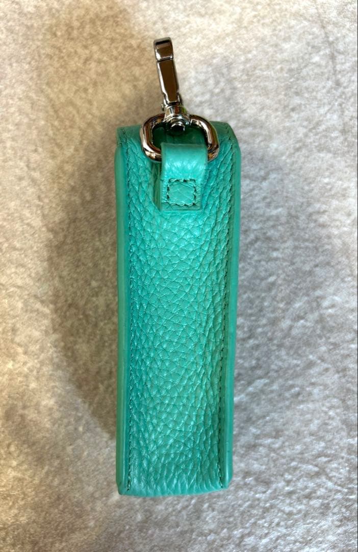 amiさん　鈴木亜美　スマホケース　ショルダー　iPhone14 マルチケース