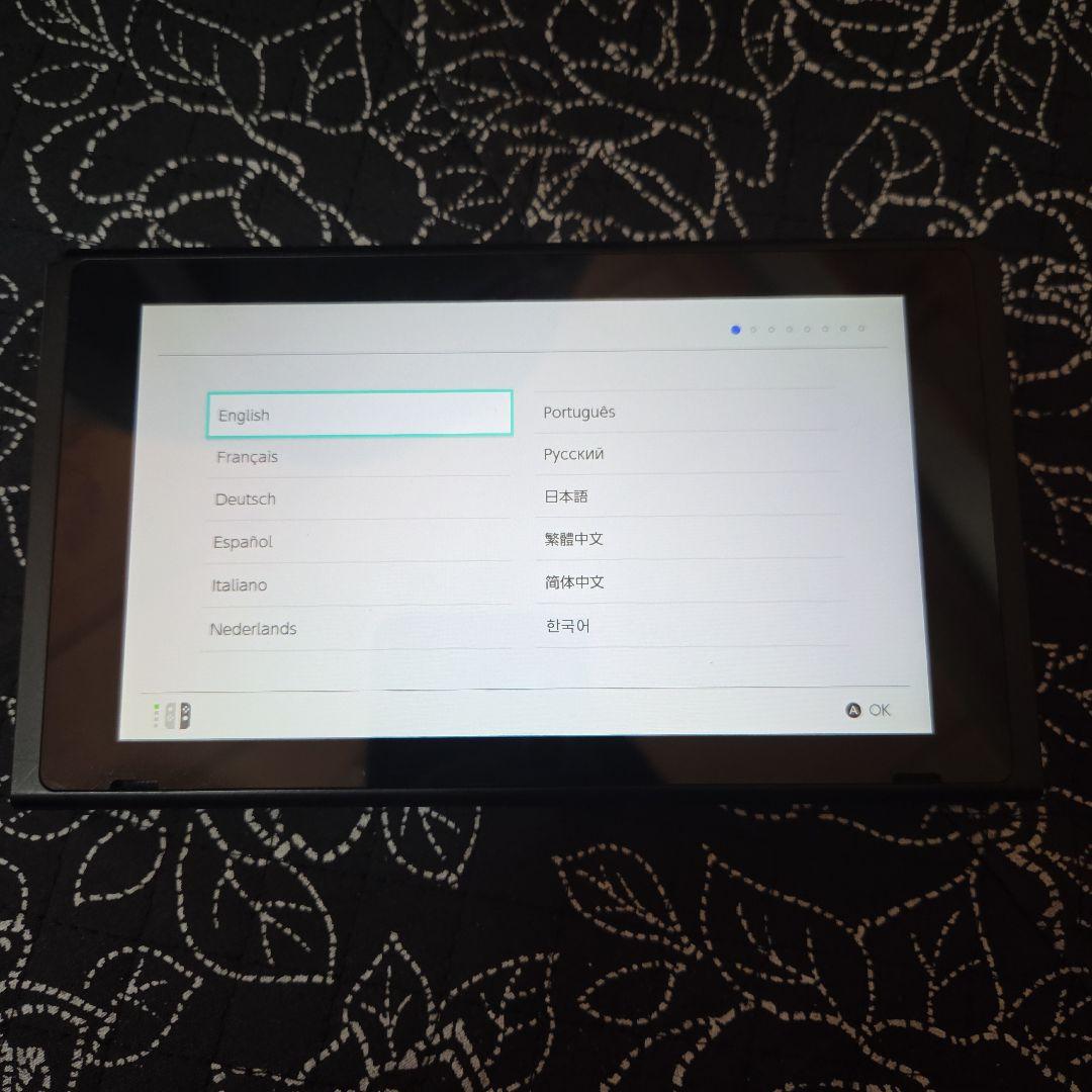 シ*ウ様 訳アリ ジャンク switch 液晶 本体とジョイコン右 換装済