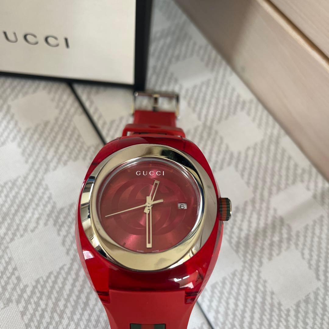 GUCCI グッチ　sync archive Watch rubber レッド