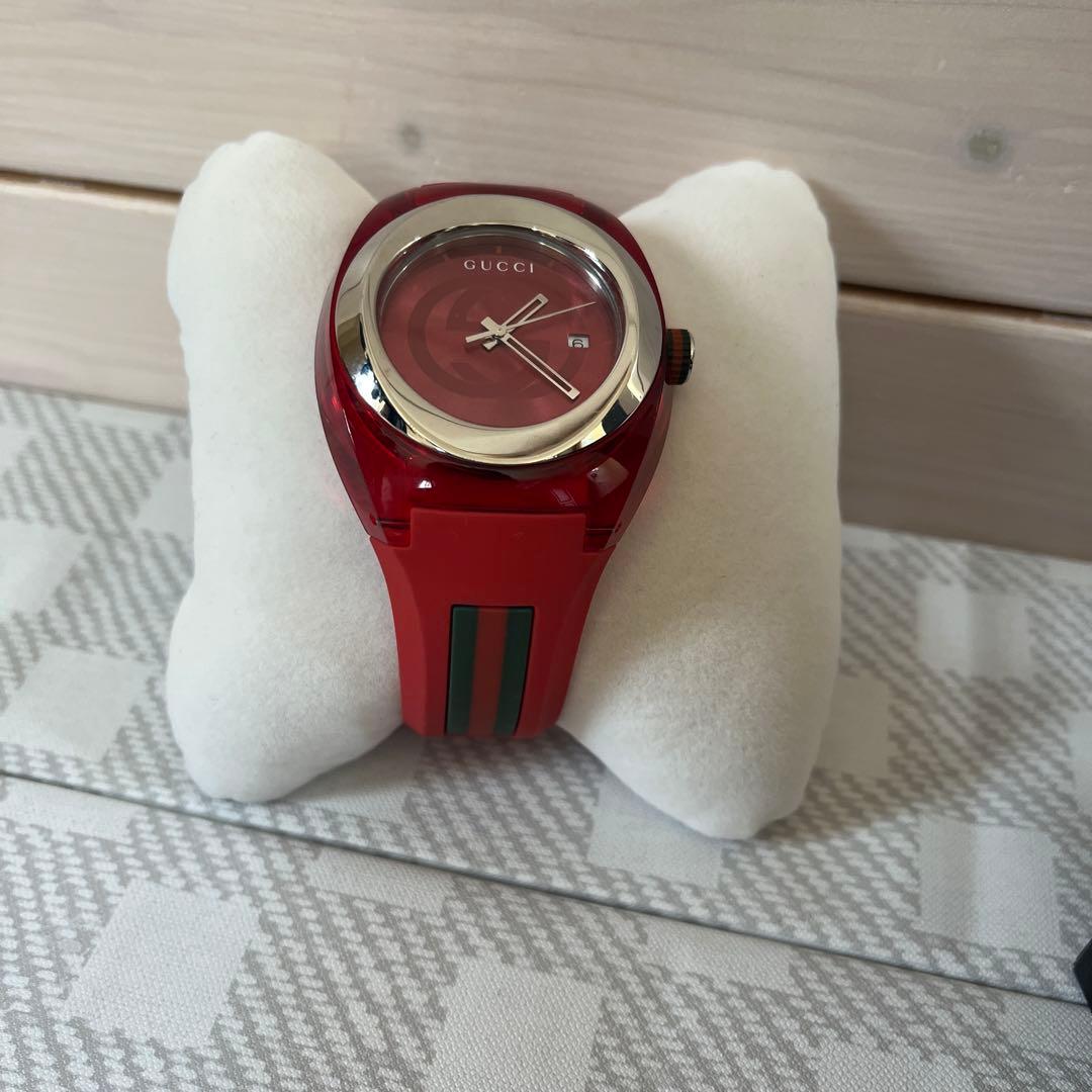 GUCCI グッチ　sync archive Watch rubber レッド